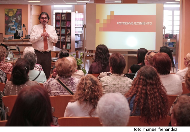 Ayuntamiento de Cádiz Actualidad y noticias de Cádiz El Ayuntamiento inicia las actividades Fondo De Armario Translation ~ Ayuntamiento de Cádiz Actualidad y noticias de Cádiz El Ayuntamiento inicia las actividades